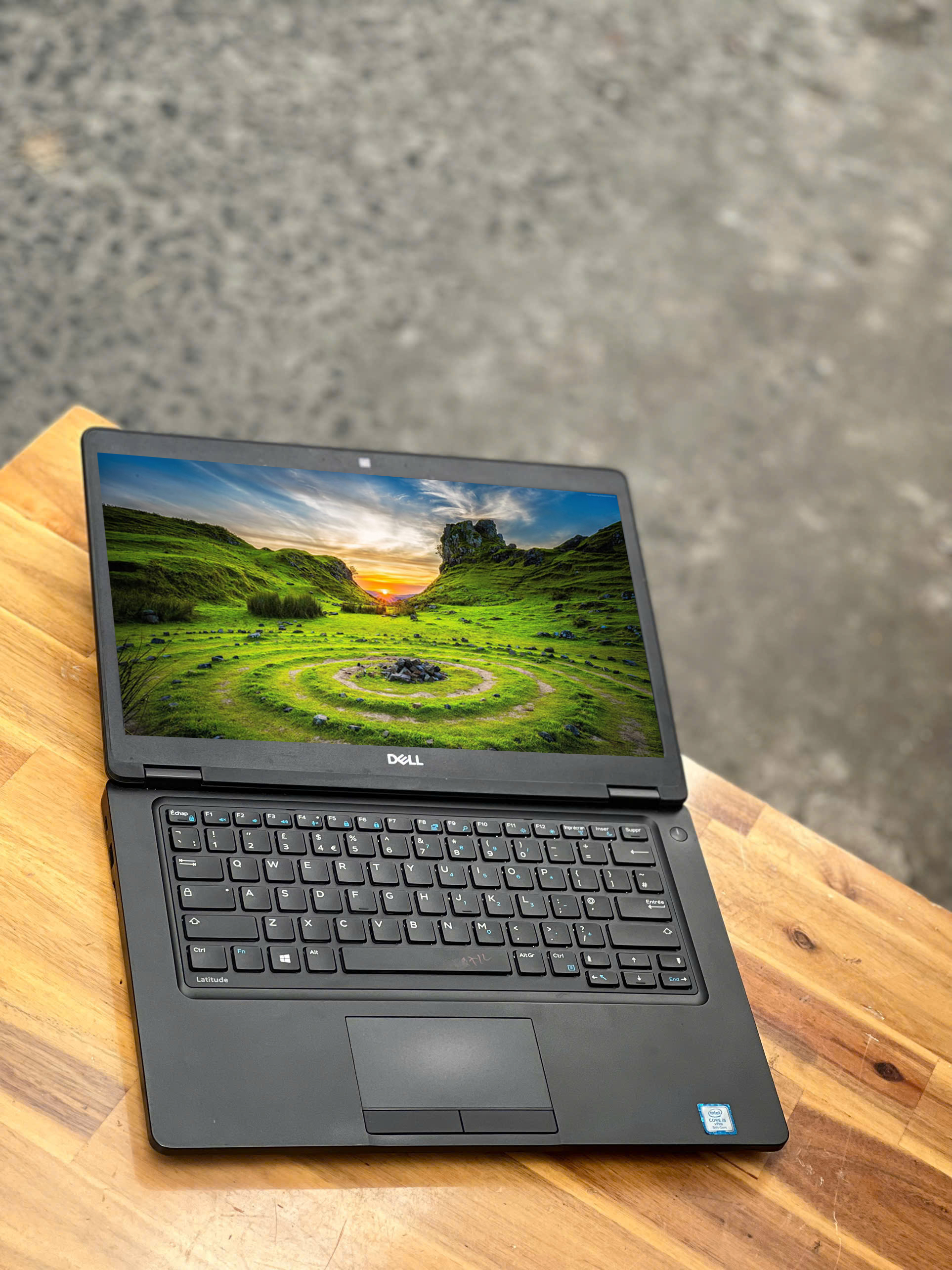 LAPTOP DELL LATITUDE 5491 I5 8400H RAM 16G SSD256G 14INCH FHD GẬP 180 ĐỘ HỖ TRỢ LẬP TRÌNH ĐỒ HỌA GIÁ RẺ4