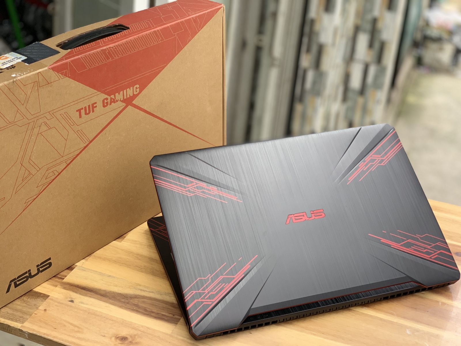 Laptop Asus TUF FX504GE - EN047T I7 8750H/ 8G/ SSD128 + 1000G/ GTX1050TI 4G/ LED Đỏ/ Chuyên Game2