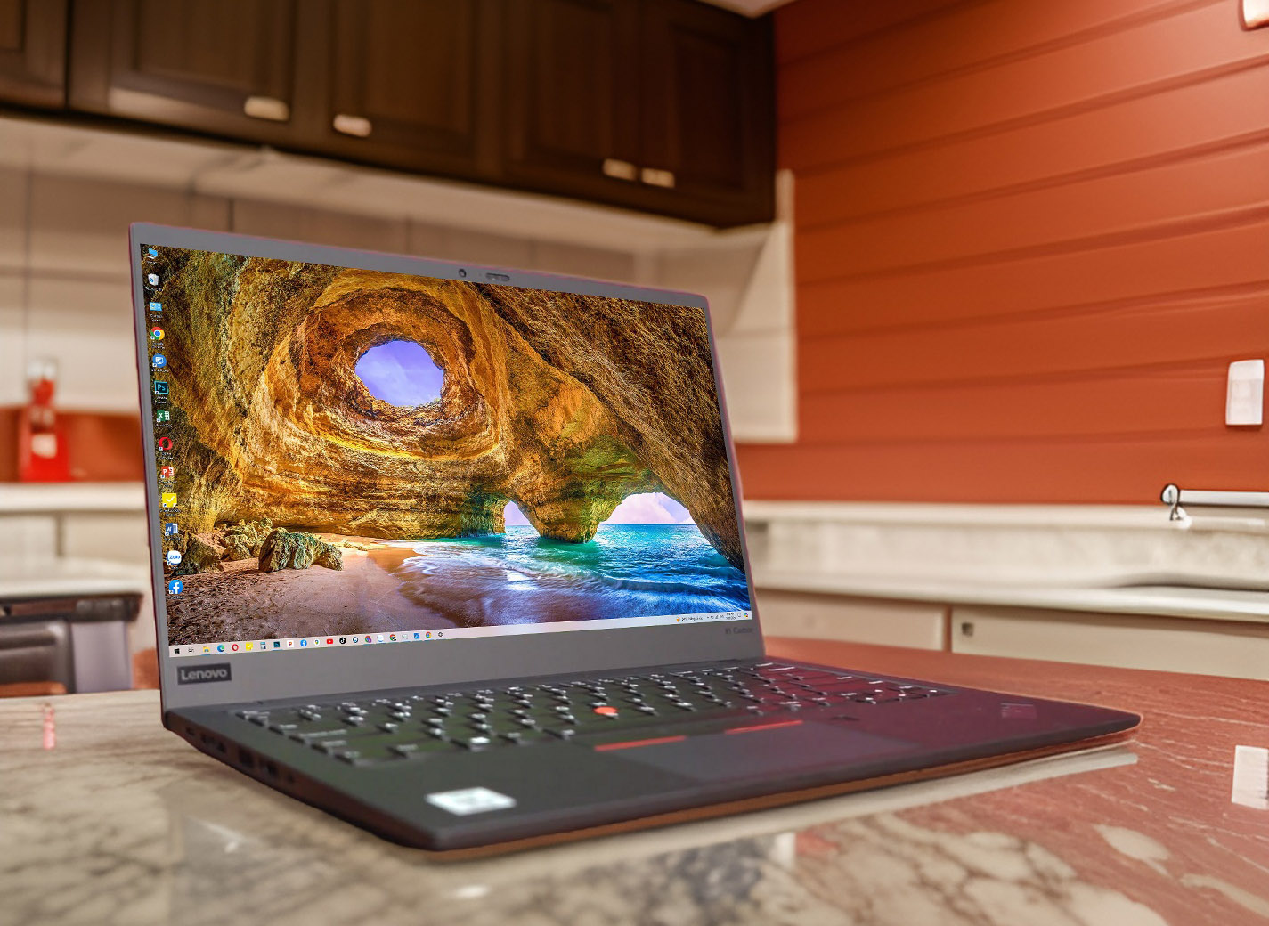 Lenovo ThinkPad X1 Carbon Gen 8 i7 10610U RAM 16GB SSD 512GB 14inch FHD Giá Rẻ4