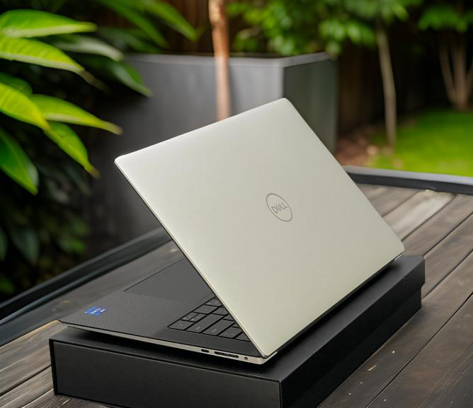 LAPTOP DELL XPS 15 9530 I7 13700H INTEL ARC 370 4GB RAM 16GB SSD 1TB ĐỒ HỌA 3D4