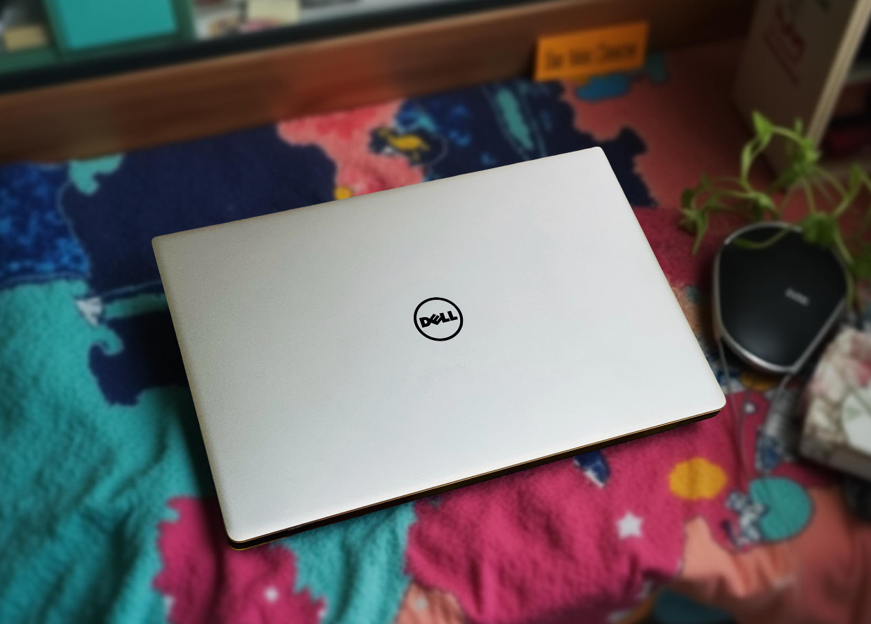 LAPTOP DELL XPS 13 9360 i5 8250U 13.3 INCH FHD VỎ NHÔM SIÊU MỎNG NHẸ GIÁ RẺ3