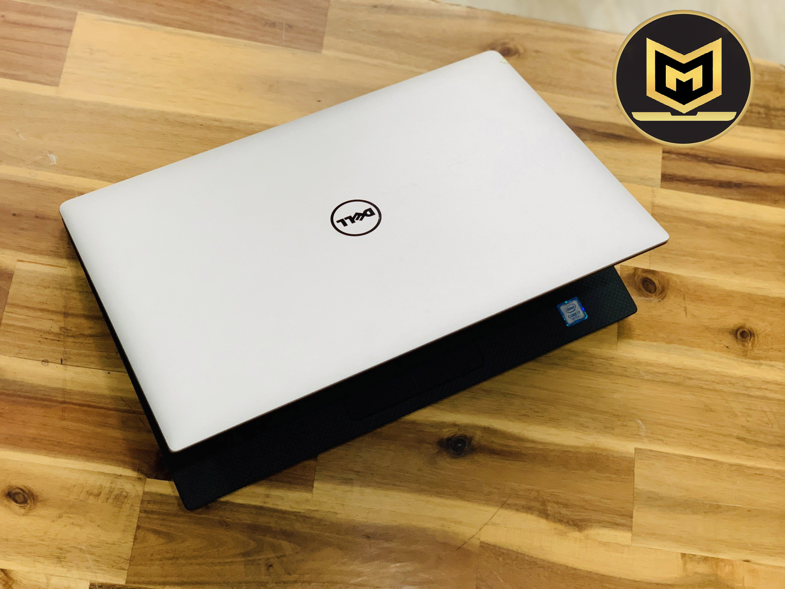 DELL XPS 15 9560 i7 7700HQ GTX 1050 GIÁ RẺ1