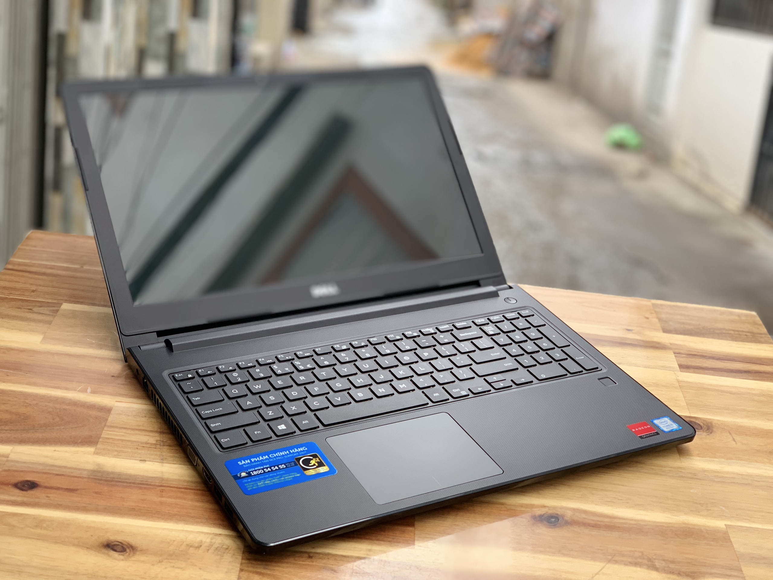 Laptop Dell Vostro 3578, i7 8550 8CPUS 8G SSD240 Vga rời Full HD Đẹp Keng Giá rẻ1