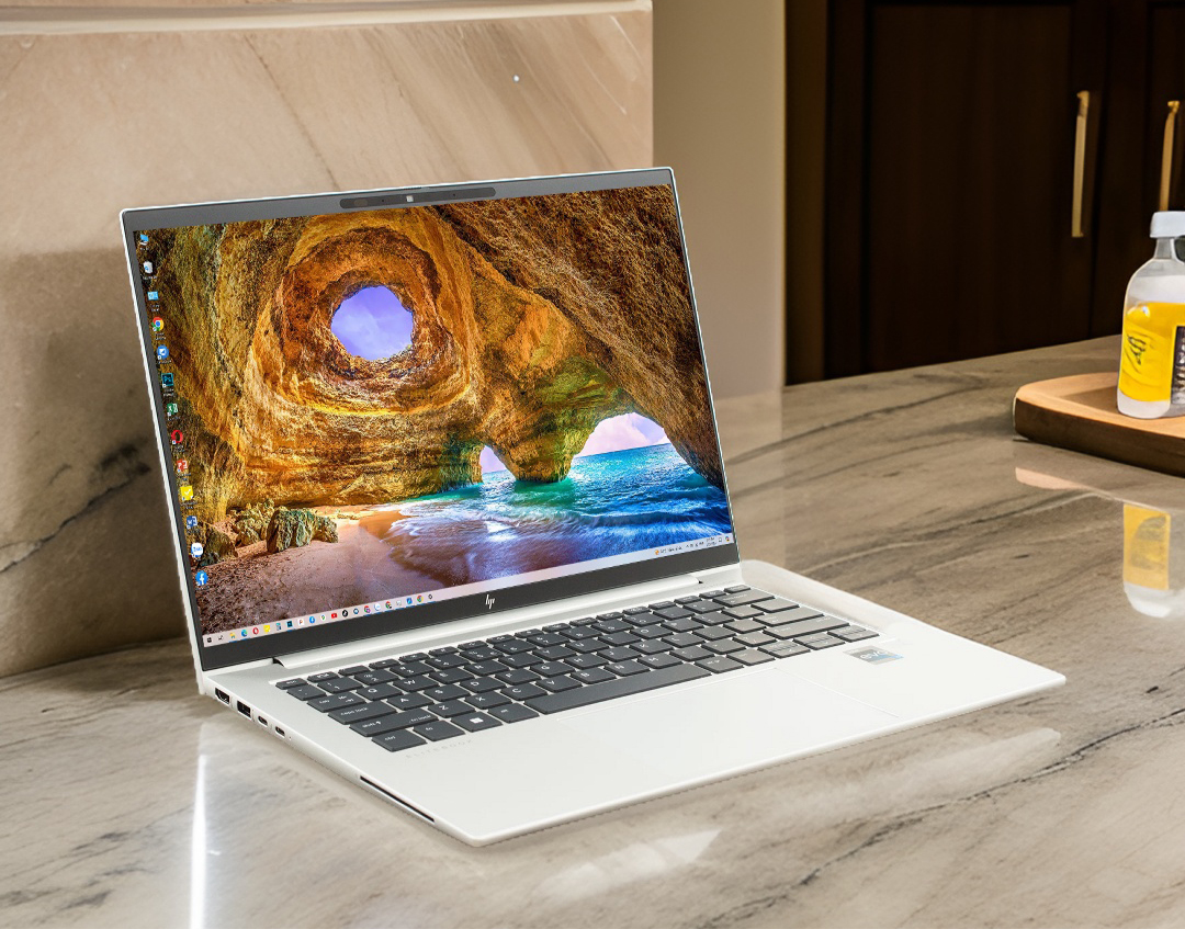 HP EliteBook 840 G10 i7 1365U RAM 16GB SSD 512GB 14inch FHD+ Màu Bạc Siêu Nhẹ 20232