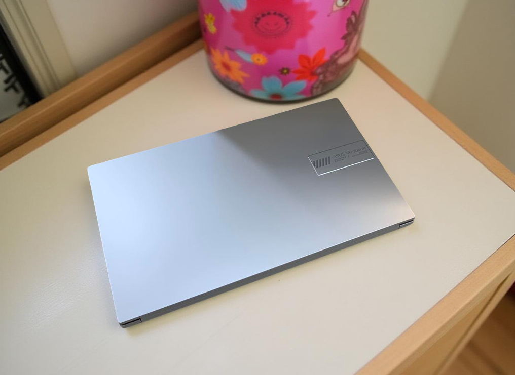 LAPTOP ASUS VIVOBOOK GO 15 E1504FA RYZEN 5 7520U 15.6INCH FHD CHUYÊN VĂN PHÒNG KẾ TOÁN GIÁ RẺ3