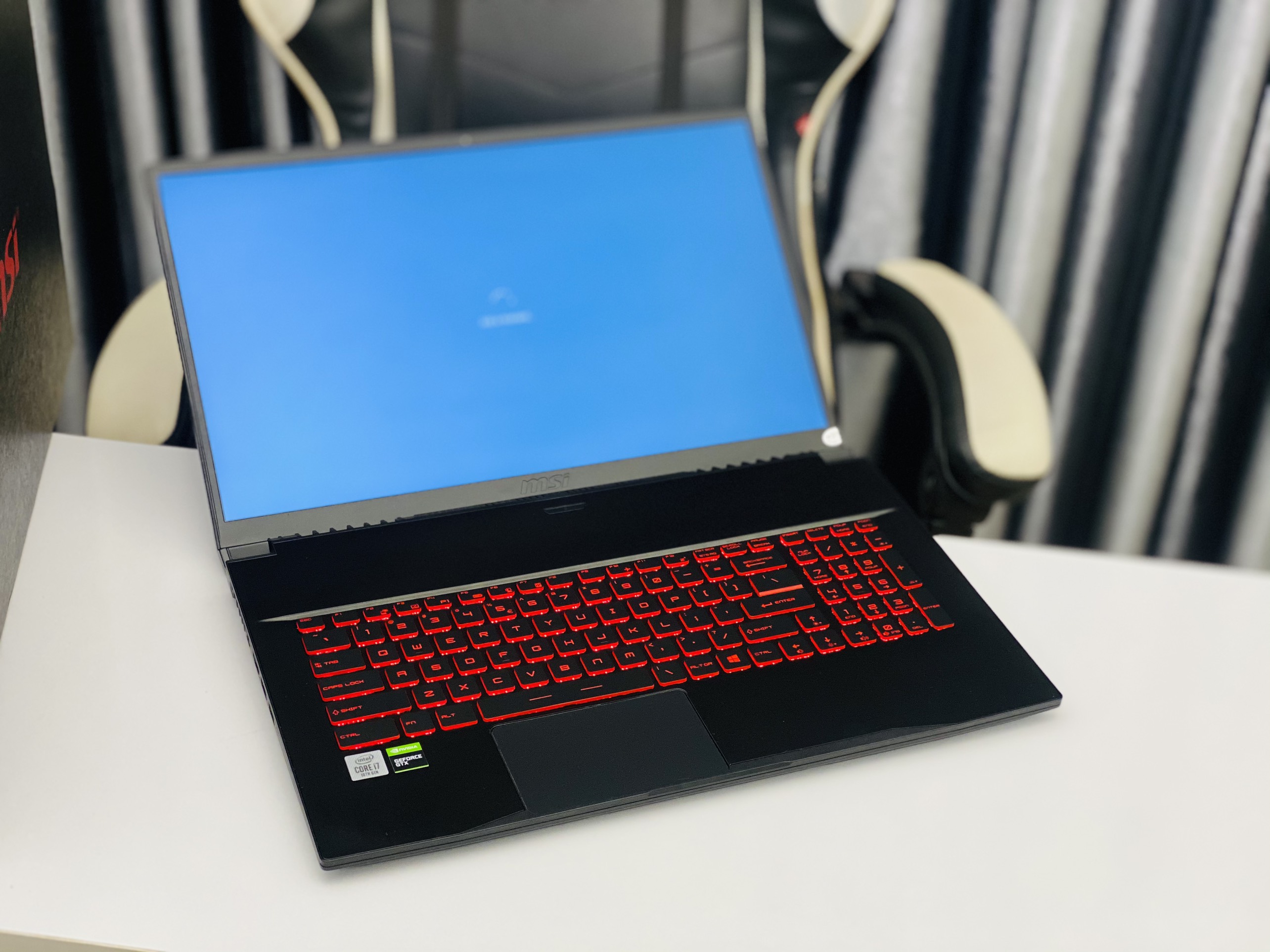 Laptop Gaming MSI GF75 10SCSR / i7 10750H/ 8 - 32G/ SSD512/ GTX1650TI 4G/ 17.3in Full HD/ Viền Mỏng/ Giá rẻ4
