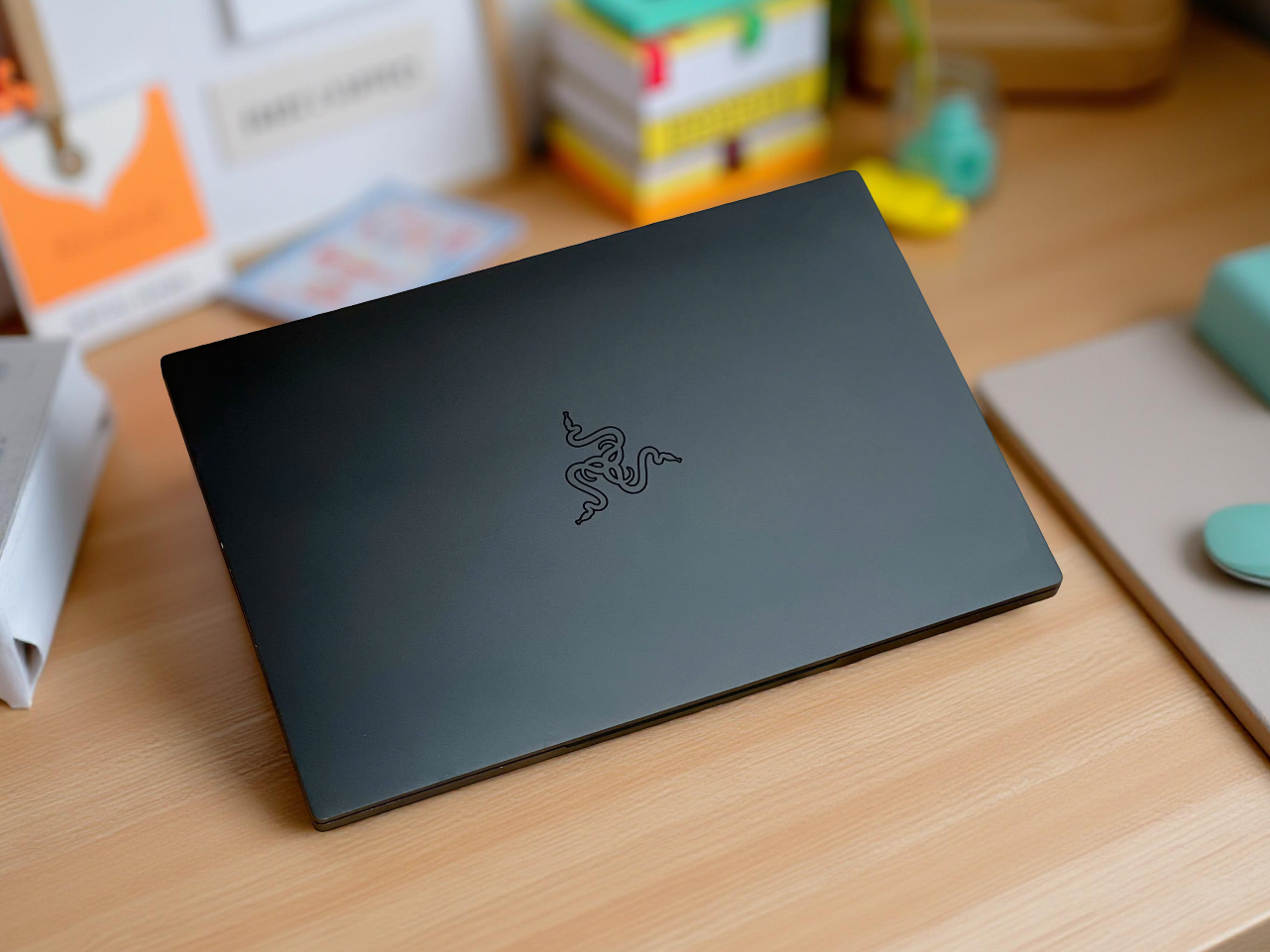 LAPTOP RAZER BLADE STEALTH 13 i7 1065G7 GTX 1650Ti 4GB 13.3 INCH 120HZ ĐỒ HỌA CHƠI GAME MỎNG NHẸ GIÁ RẺ3