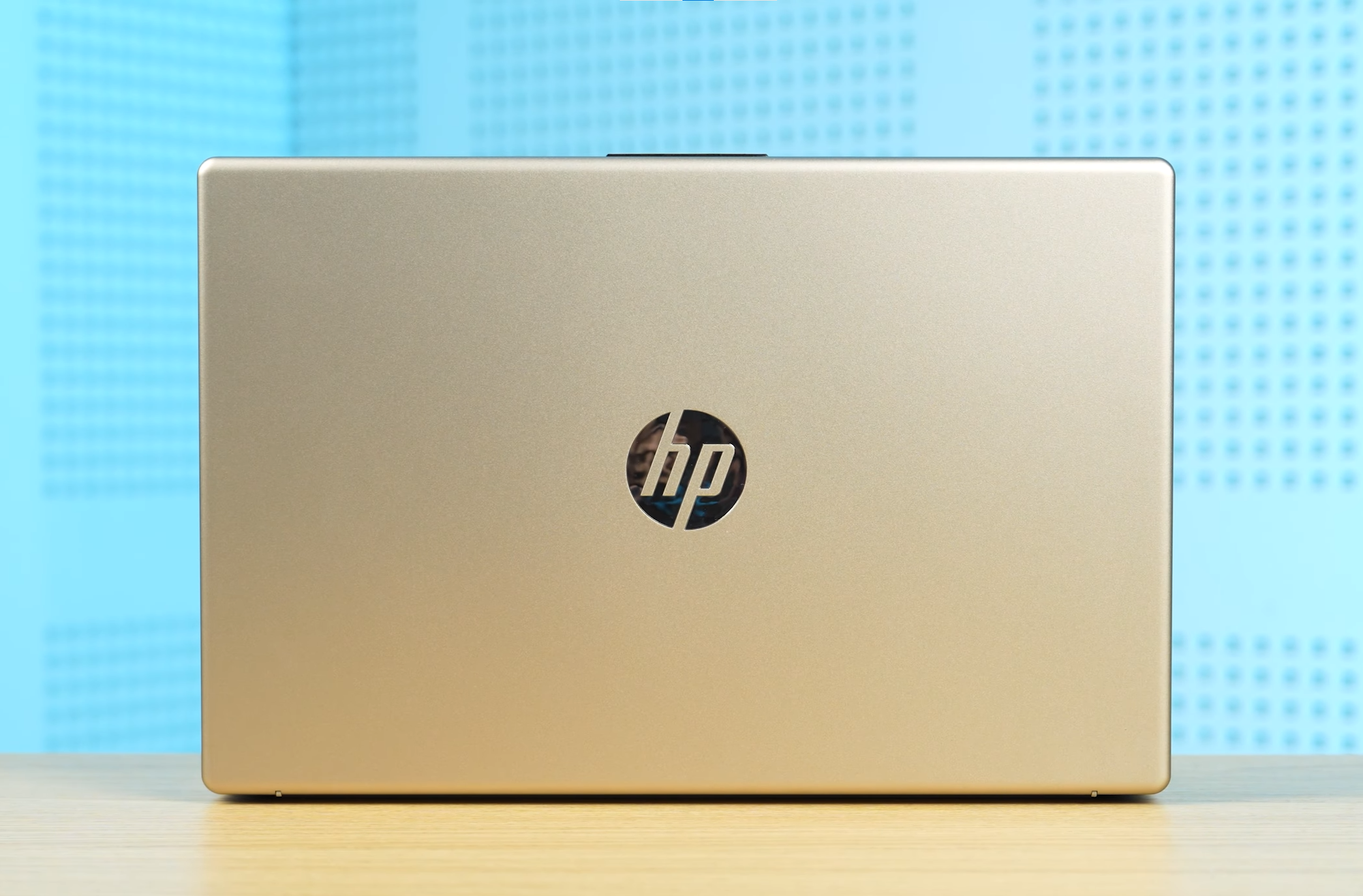 HP 15 FC RYZEN 7 7735HS RAM 16G SSD 512G VGA AMD RADEON 15IN FHD MÀU BẠC CHUYÊN KẾ TOÁN LẬP TRÌNH GIÁ RẺ1