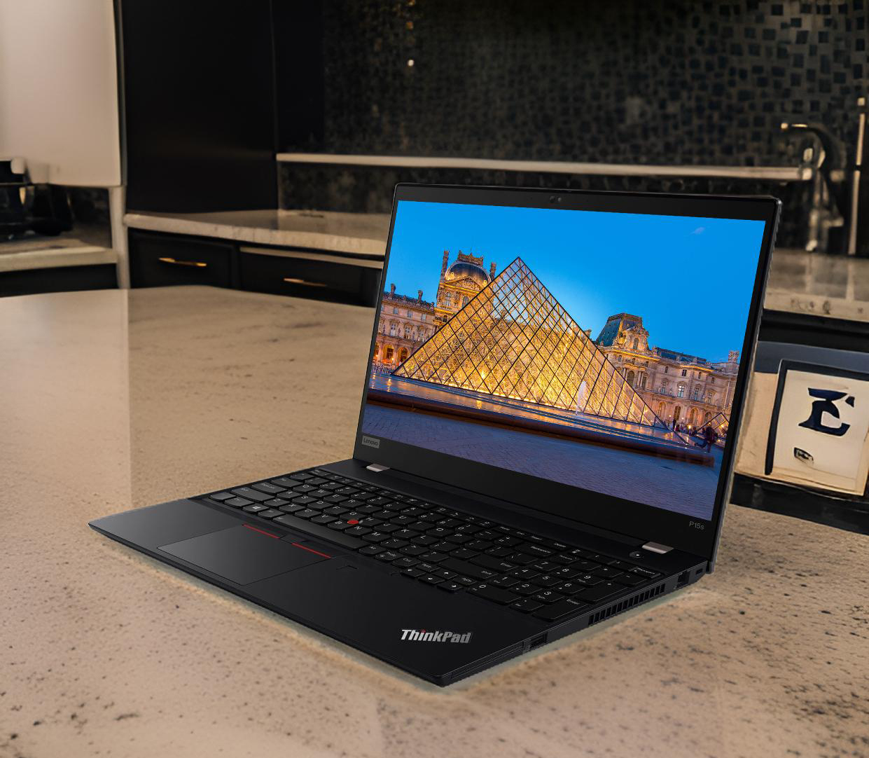LENOVO THINKPAD P15S GEN 2 i7 1185G7 RAM 16G SSD 512G NVIDIA T500 ĐỒ HỌA GIÁ RẺ3