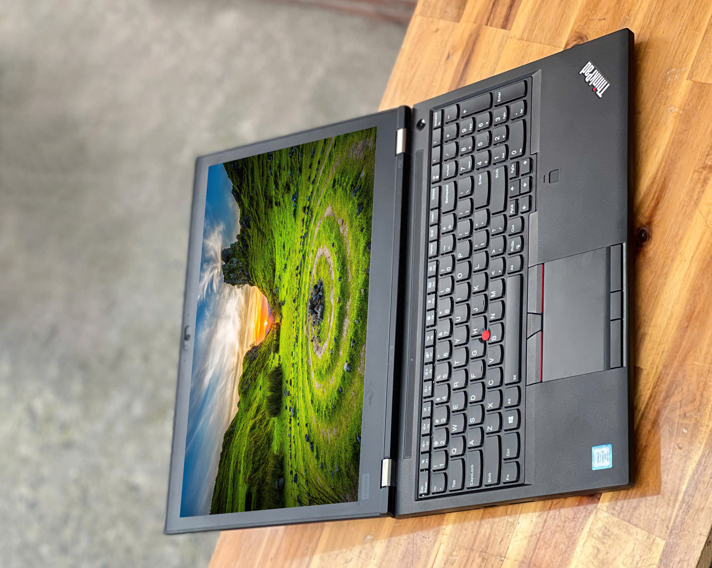 LENOVO THINKPAD P52 i7 8850H RAM 16G SSD 15IN MÁY TRẠM ĐỒ HỌA SIÊU BỀN GIÁ RẺ3