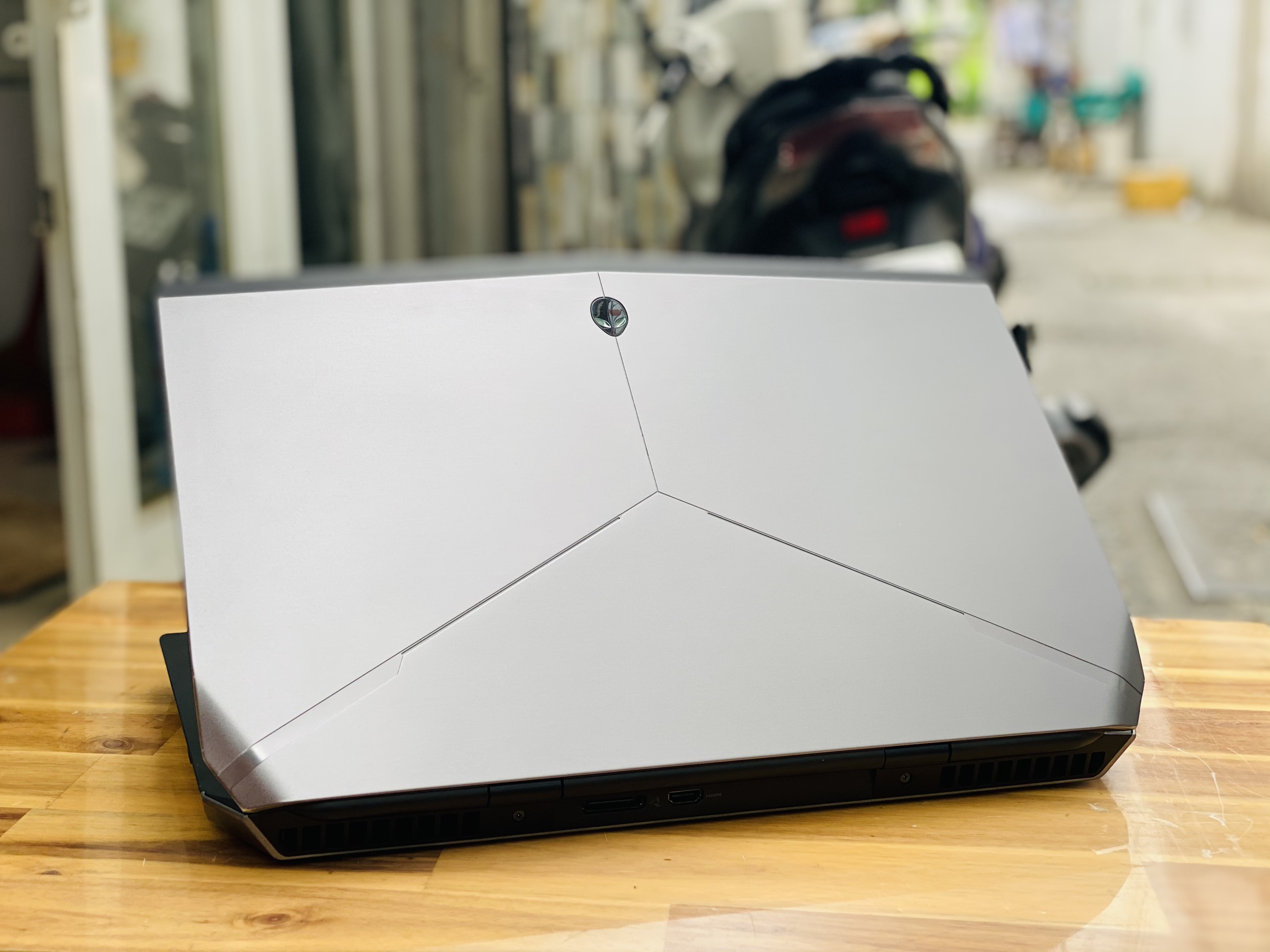 Laptop Dell Alienware 15 R2/ i7 6700HQ/ 16G/ SSD128+1T/ Vga GTX970M/ Đỉnh Cao Gaming/ Giá rẻ3