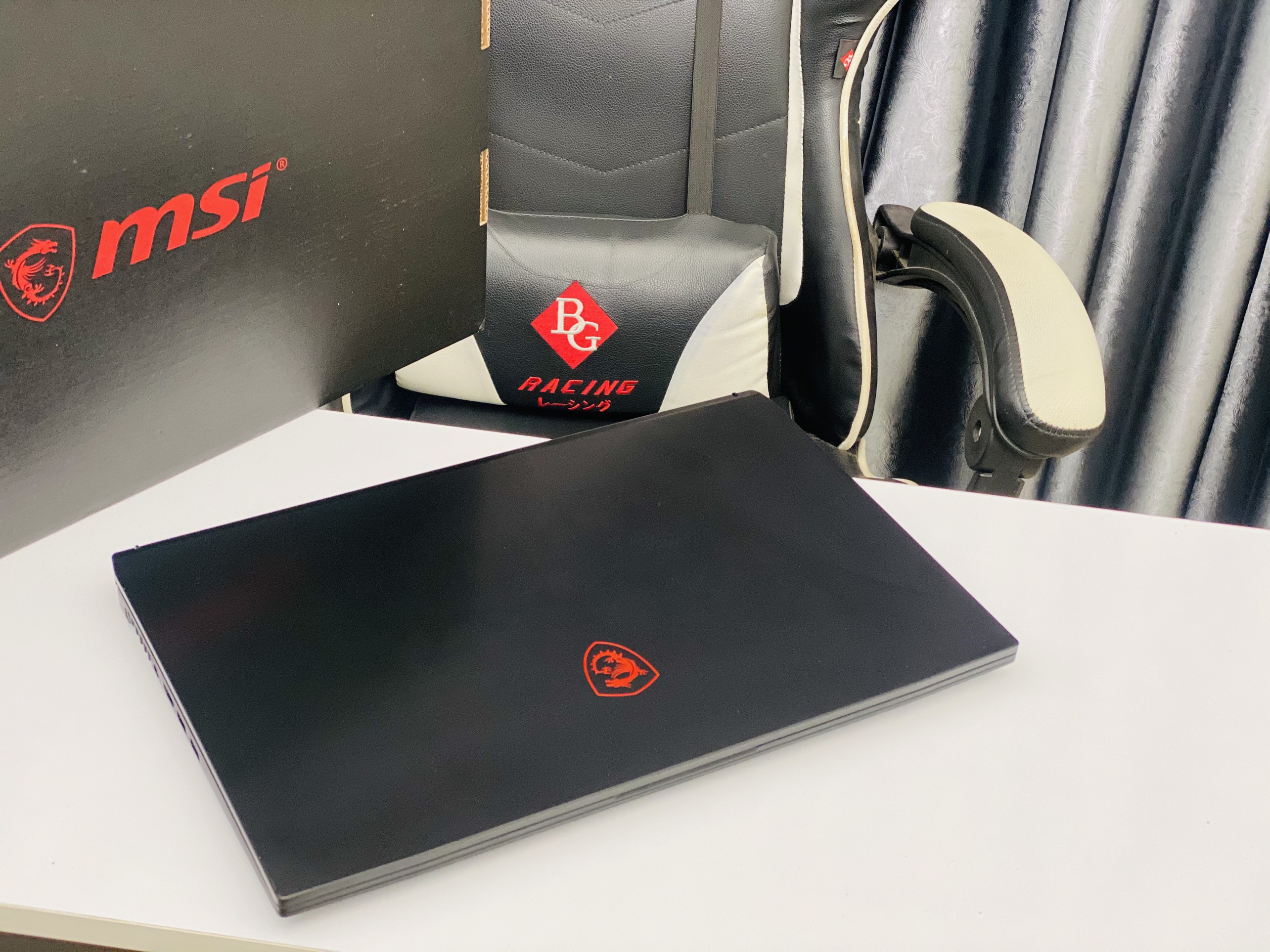 Laptop Gaming MSI GF75 10SCSR / i7 10750H/ 8 - 32G/ SSD512/ GTX1650TI 4G/ 17.3in Full HD/ Viền Mỏng/ Giá rẻ1