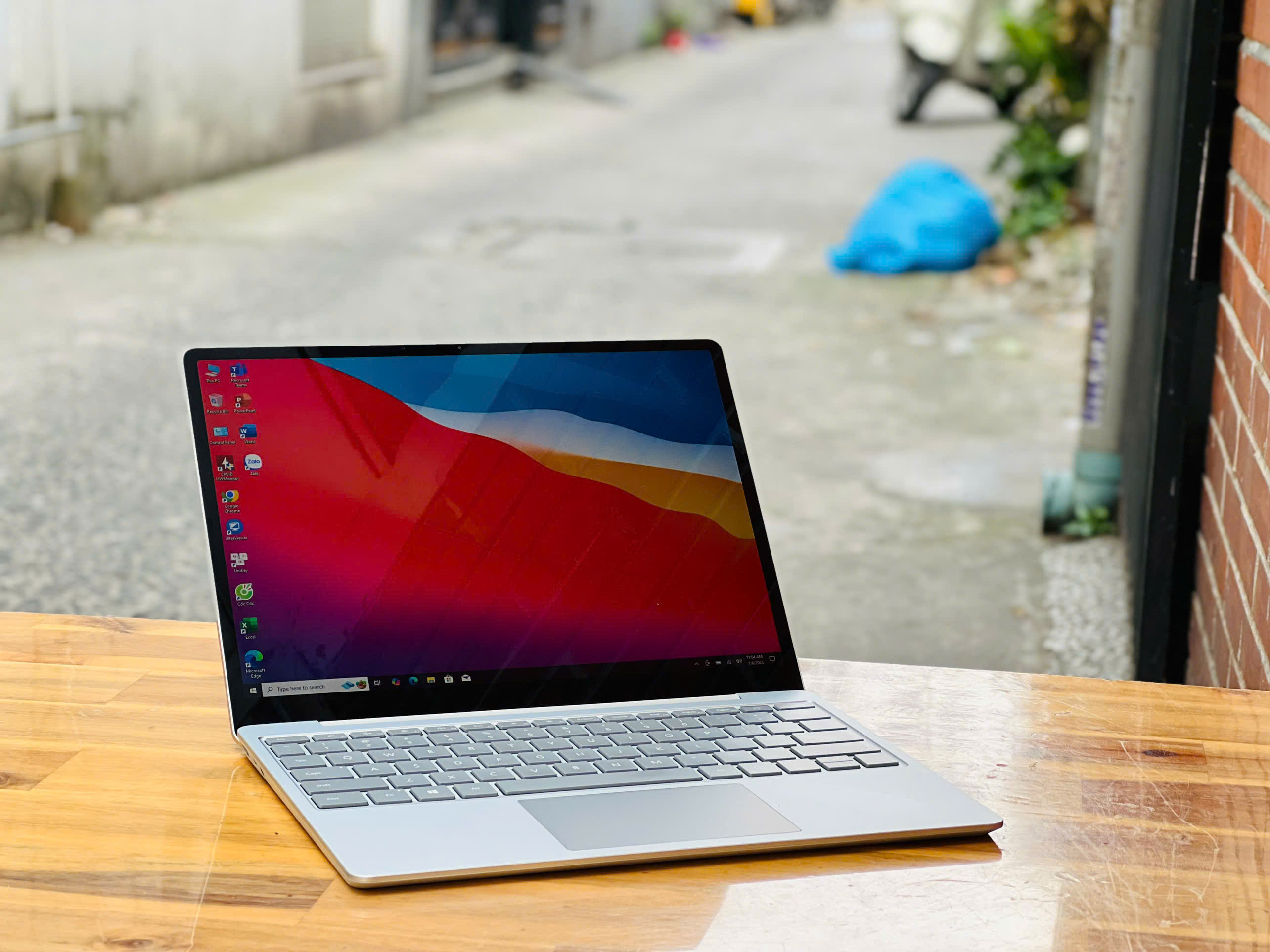 SURFACE LAPTOP GO I5 1035G1 RAM 8G SSD256G 12.4INCH CẢM ỨNG GIÁ RẺ4