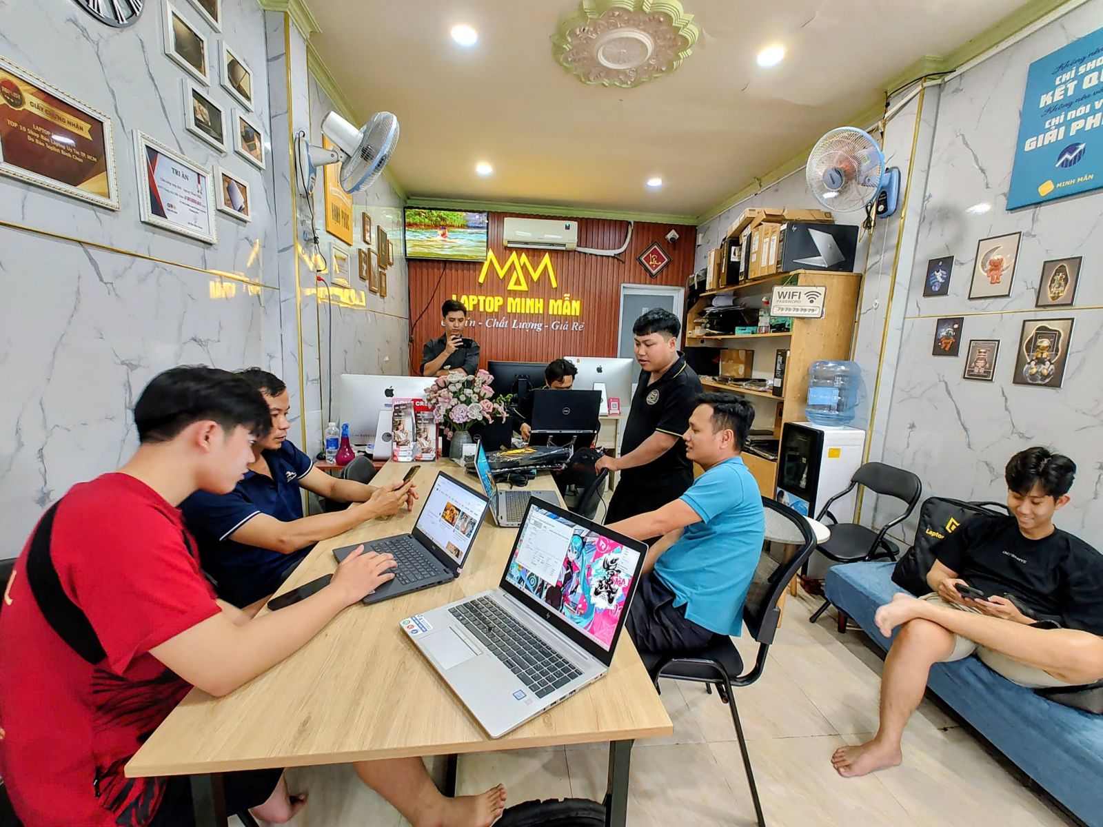 SO SÁNH ASUS VIVOBOOK GO 15 RYZEN 5 VÀ HP FC RYZEN 5