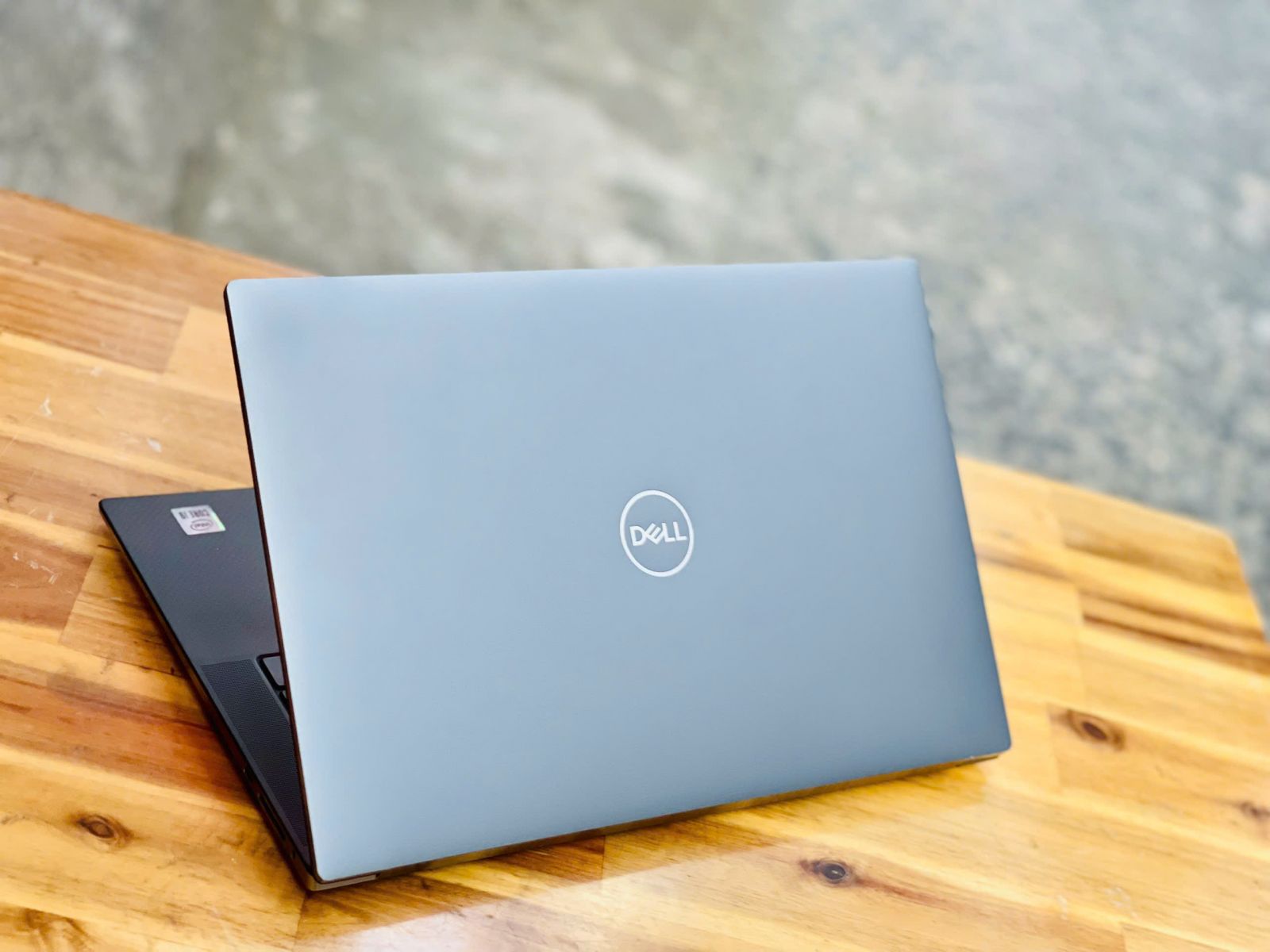 SO SÁNH DELL PRECISION 5550 i7 VÀ DELL PRECISION 7550 i7