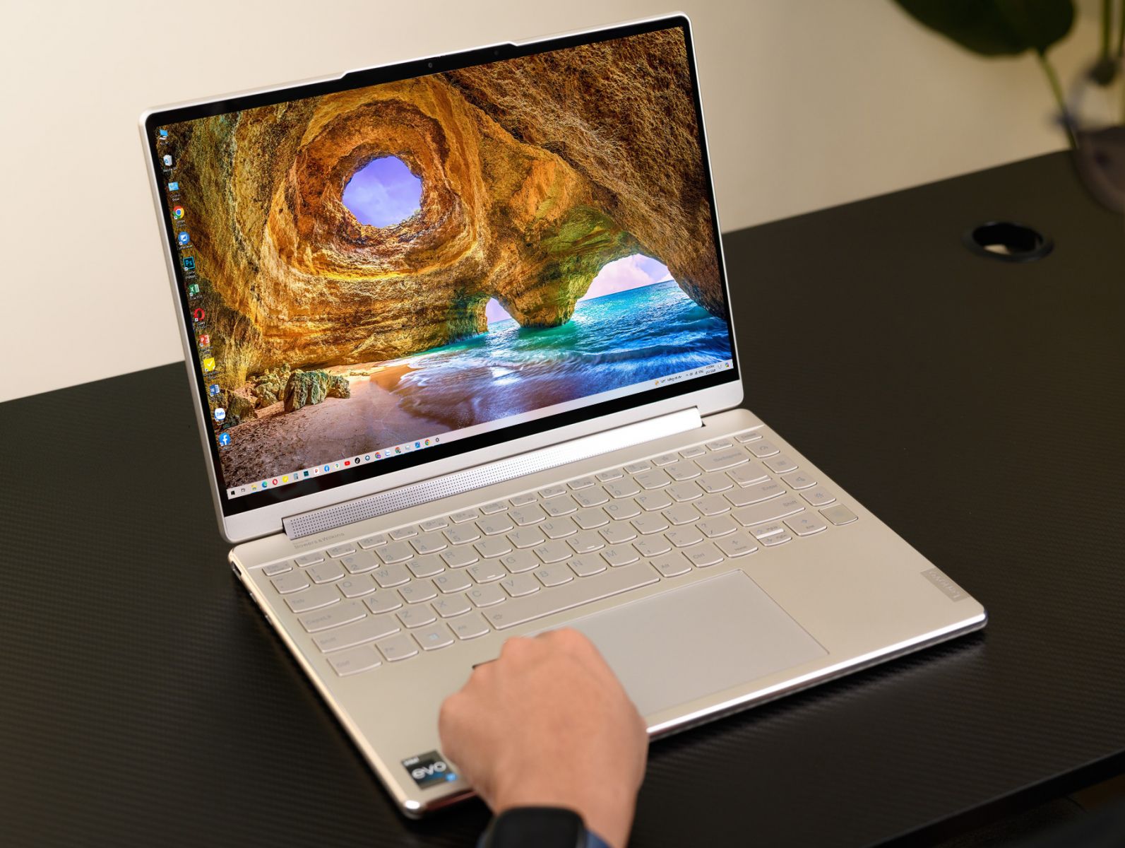 Lenovo Yoga 9i Gen 8 2023