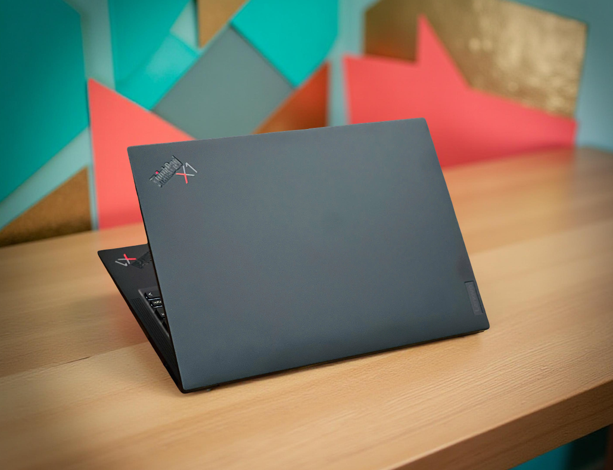 SO SÁNH CHI TIẾT THINKPAD X1 CARBON GEN 9 i7 GEN 11 VÀ DELL LATITUDE 7420 i7 CARBON