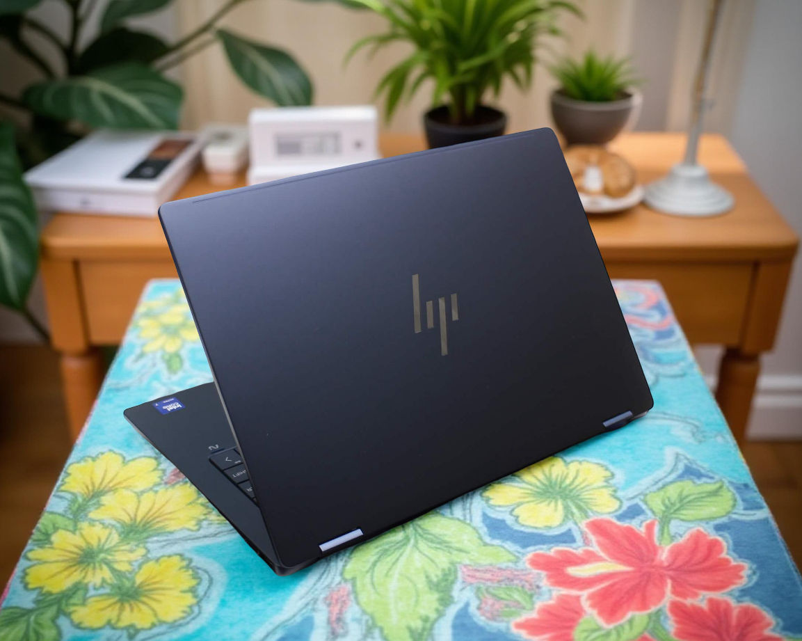 HP OMNIBOOK X FLIP 14 FM0023DX