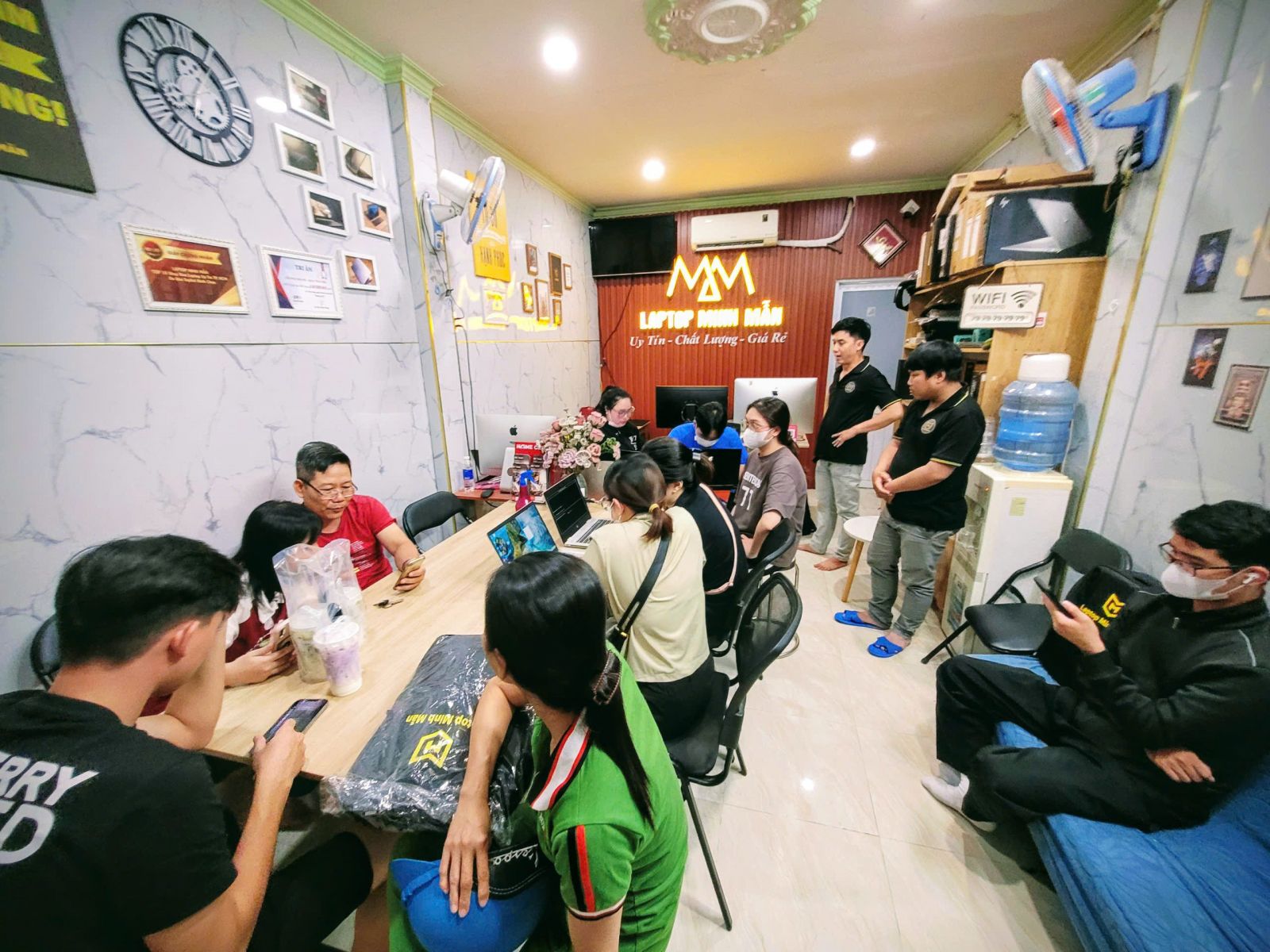 LAPTOP CŨ CHO NGHÀNH LOGISTICS