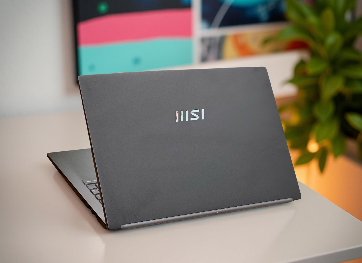 LAPTOP CŨ CHO NGHÀNH TÀI CHÍNH NGÂN HÀNG