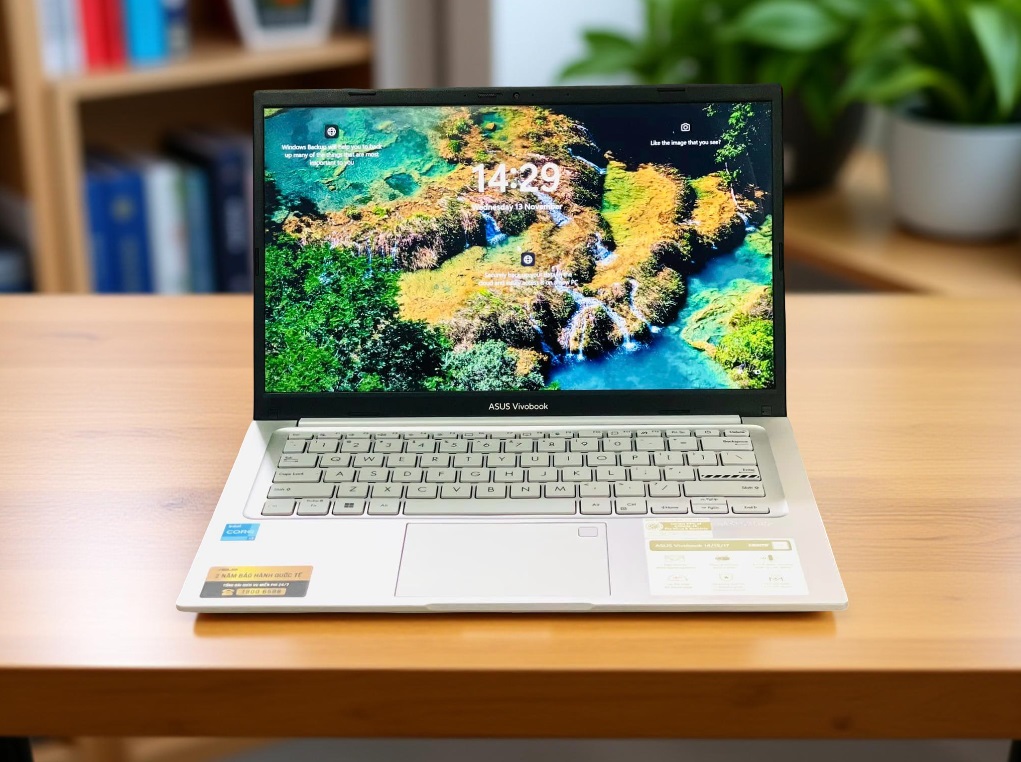 ASUS VIVOBOOK 14 X1404ZA i3 1215U