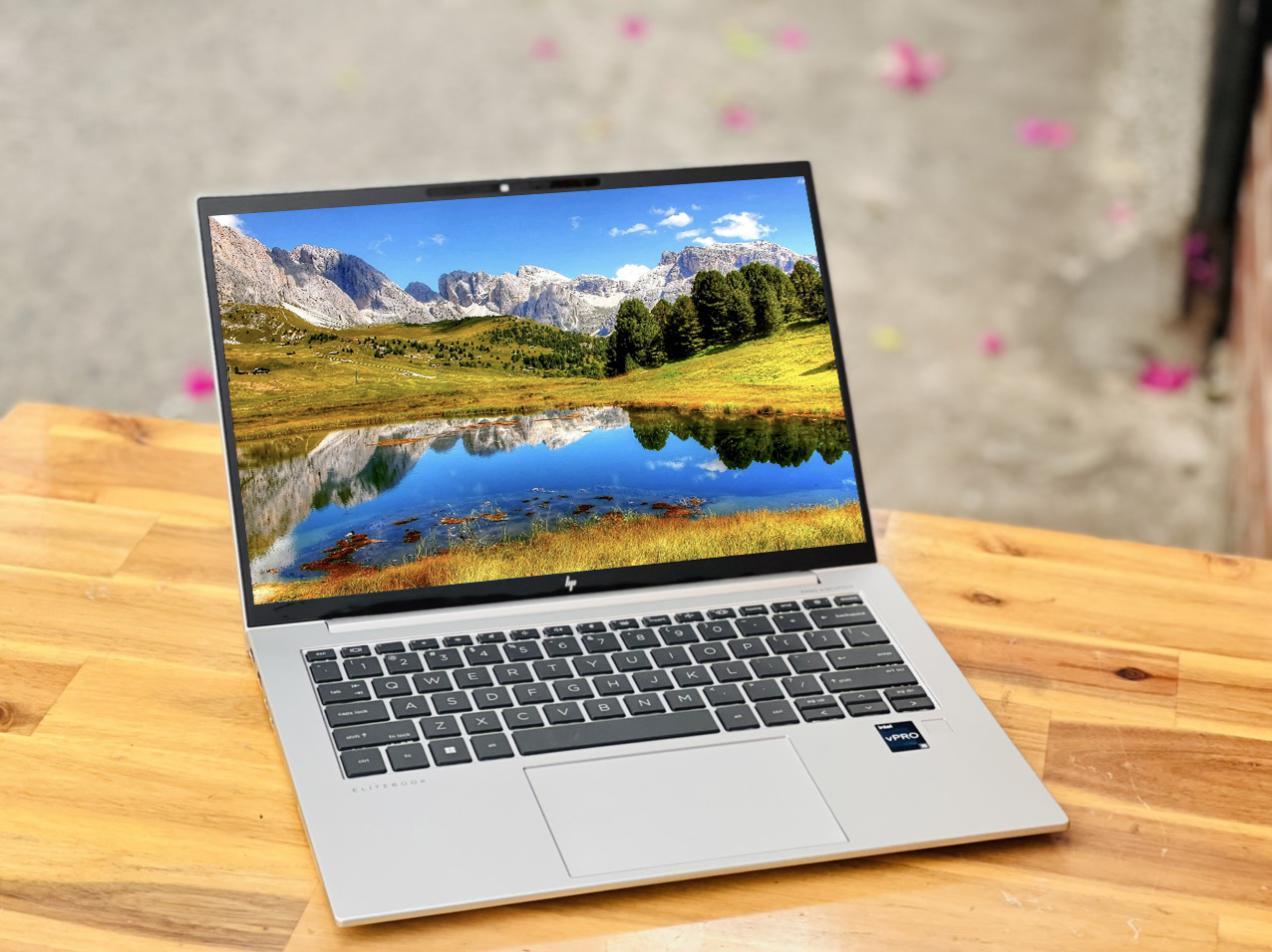 LAPTOP HP ELITEBOOK 840 G9 i5 1245U RAM 16GB SSD 256GB 14IN FHD+ MÀU BẠC GIÁ RẺ