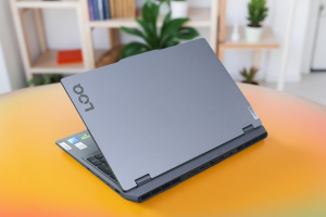 LAPTOP LENOVO LOQ 15IRX10 i5 13450HX RTX 5050 8GB 15.6 INCH FHD 144HZ GAMING CAO CẤP GIÁ RẺ