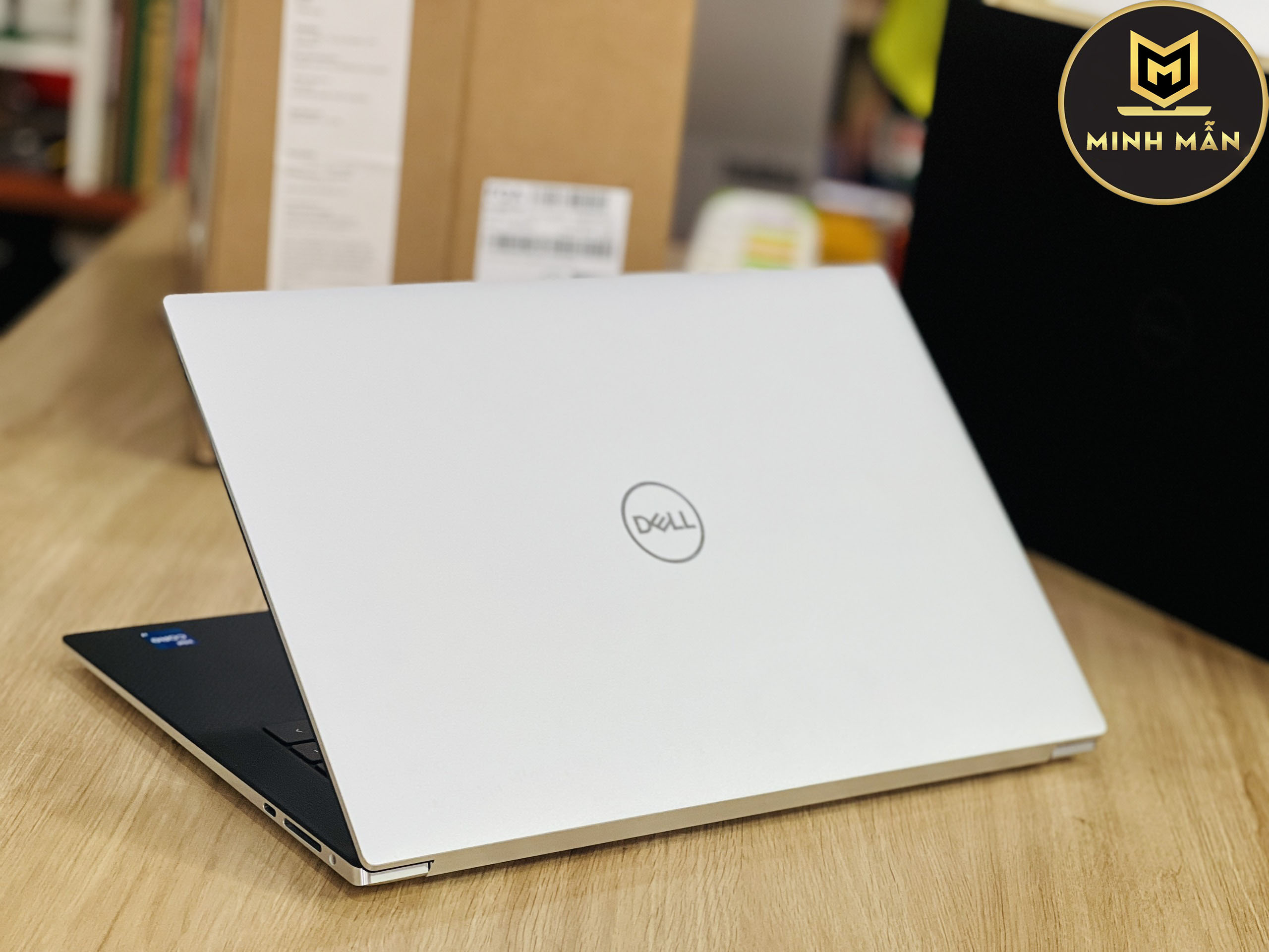 DELL XPS 15 9510 2021 - CORE I7 11800H/ RAM 32GB/ SSD 512GB/ NVIDIA RTX 3050Ti 4GB/ 15.6IN FHD+/ GIÁ RẺ